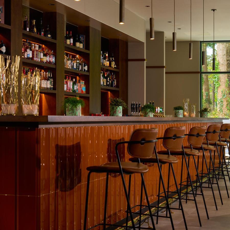 Castlemartyr Resort Hotel Экстерьер фото The bar at the hotel