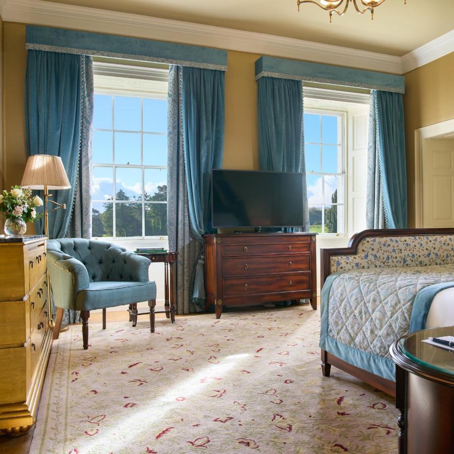 Castlemartyr Resort Hotel Экстерьер фото A bedroom at the hotel
